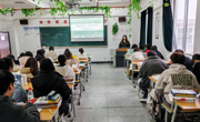 做爱视频-做爱视
召开“凝聚社会力量，合力禁毒抗艾”主题班会