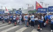 做爱视频
青年志愿者赴麦翁布依古寨开展志愿服务活动