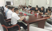做爱视频-做爱视
赴镇远县举行校地合作共建暨实践教育基地​授牌仪式